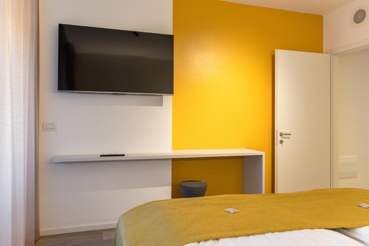 Boutique Apartments By Annalisa Torbole Sul Garda Екстер'єр фото