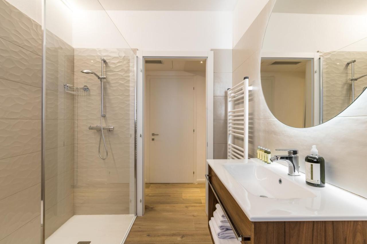 Boutique Apartments By Annalisa Torbole Sul Garda Екстер'єр фото