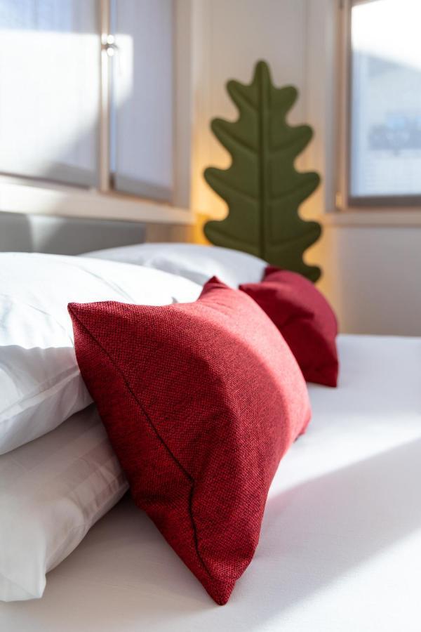 Boutique Apartments By Annalisa Torbole Sul Garda Екстер'єр фото
