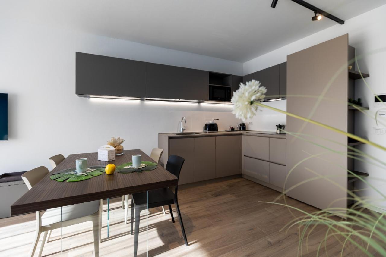 Boutique Apartments By Annalisa Torbole Sul Garda Екстер'єр фото