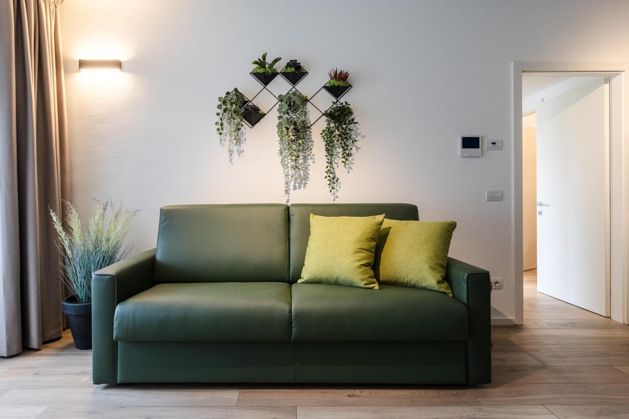 Boutique Apartments By Annalisa Torbole Sul Garda Екстер'єр фото